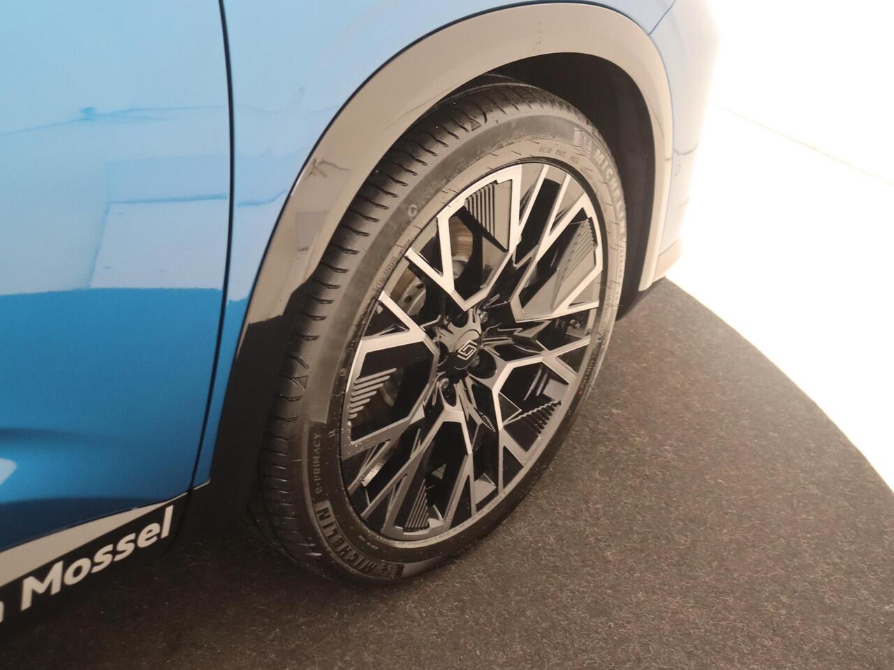 Renault Austral 1.2 E-Tech full hybrid 200Pk iconic esprit Alpine Google Navigatie | Apple & Android Carplay | 4 Control | Panoramadak | Matrix LED Koplampen | 360 Camera | Parkeersensoren Voor & Achter | Keyless Entry |