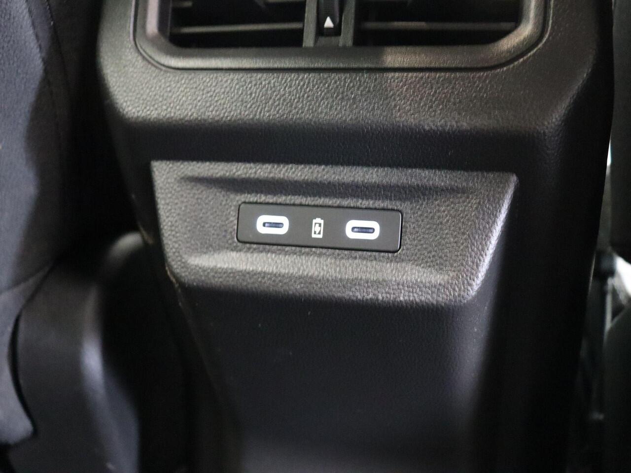 Renault Austral E-Tech full hybrid 200pk techno | 20" lichtmetalen velgen | All season banden |