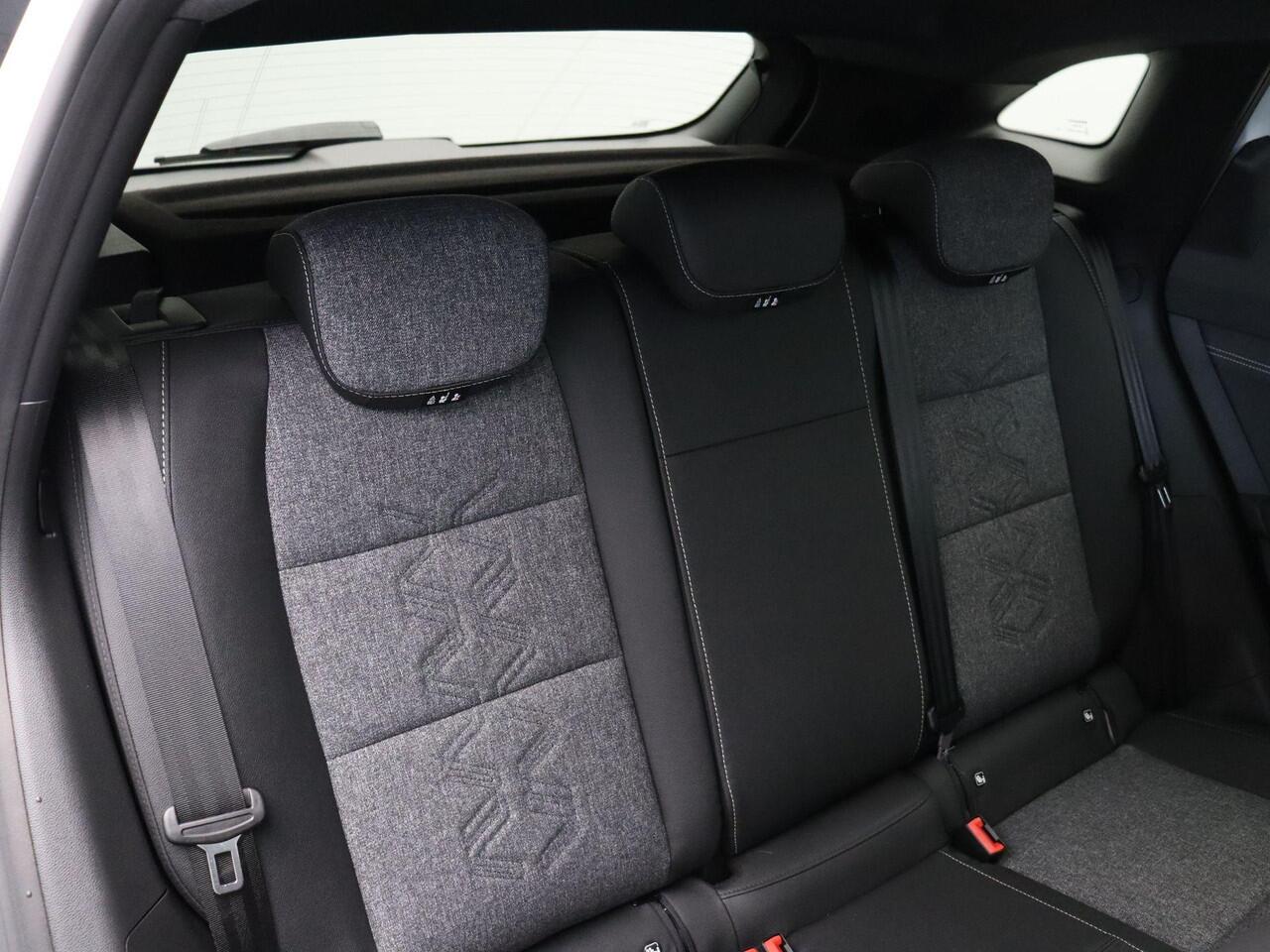 Renault Austral E-Tech full hybrid 200pk techno | 20" lichtmetalen velgen | All season banden |