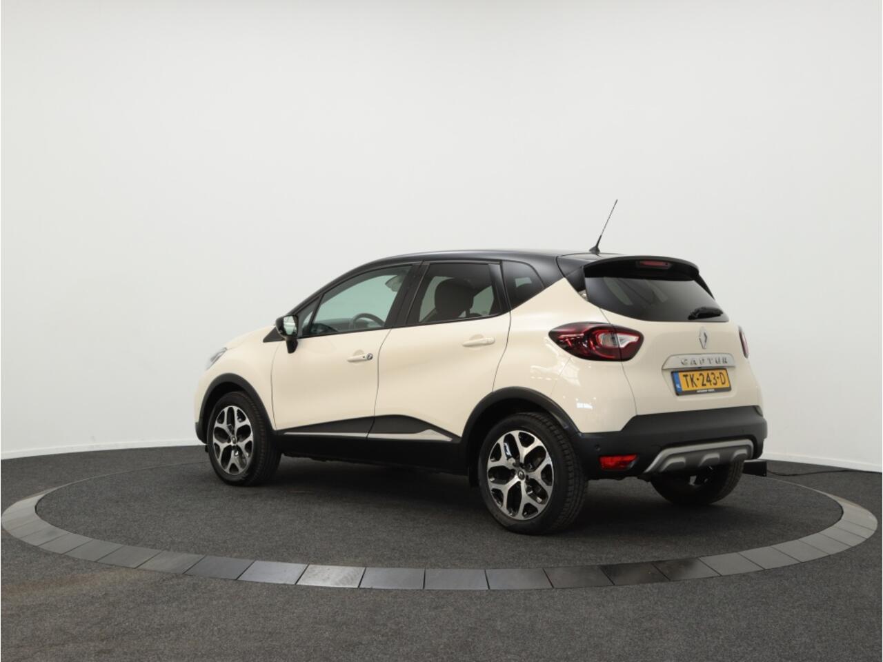 Renault CAPTUR 0.9 TCe Intens | DAB | Carplay | Navigatie | Camera | Airco |