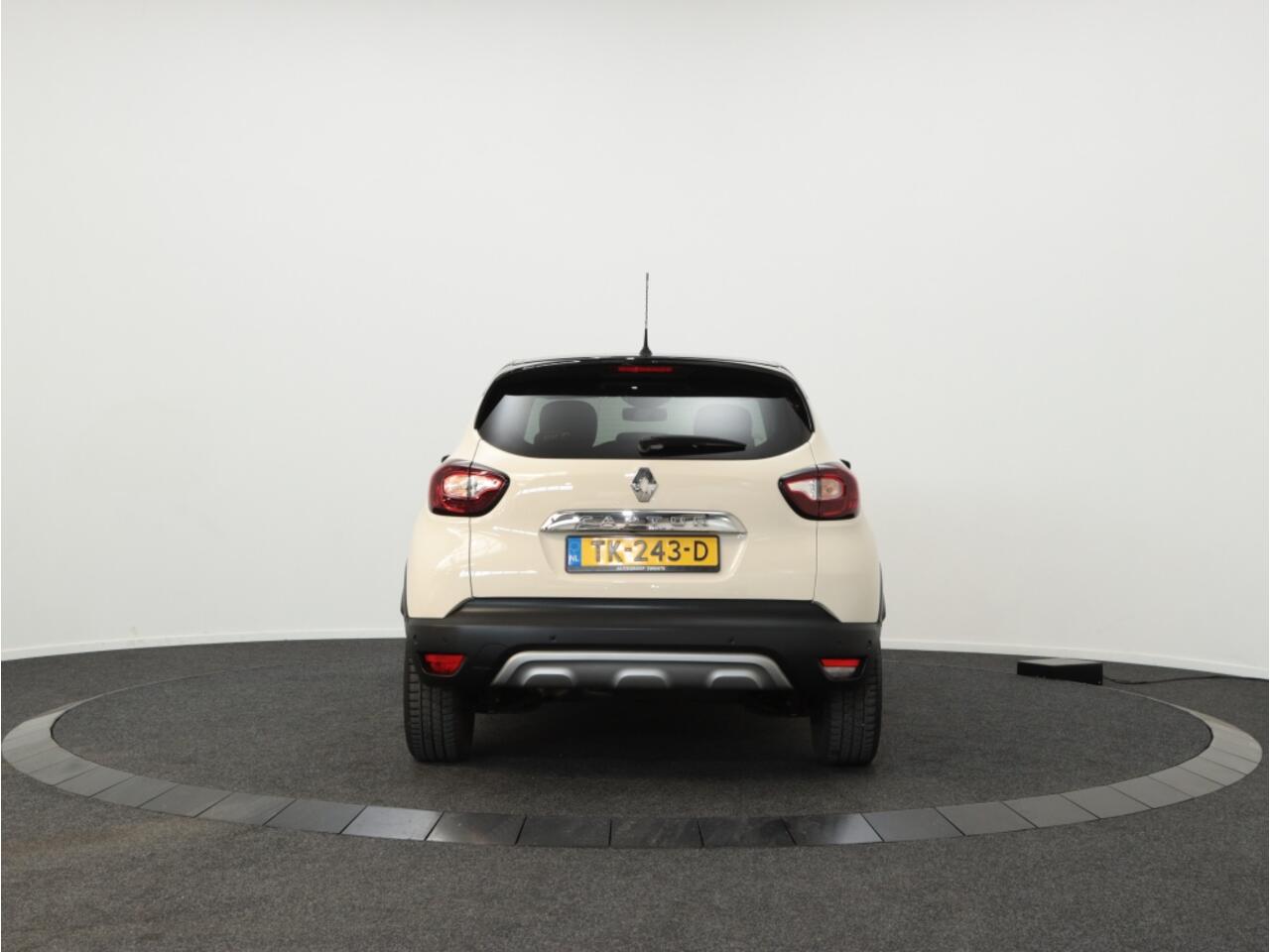 Renault CAPTUR 0.9 TCe Intens | DAB | Carplay | Navigatie | Camera | Airco |