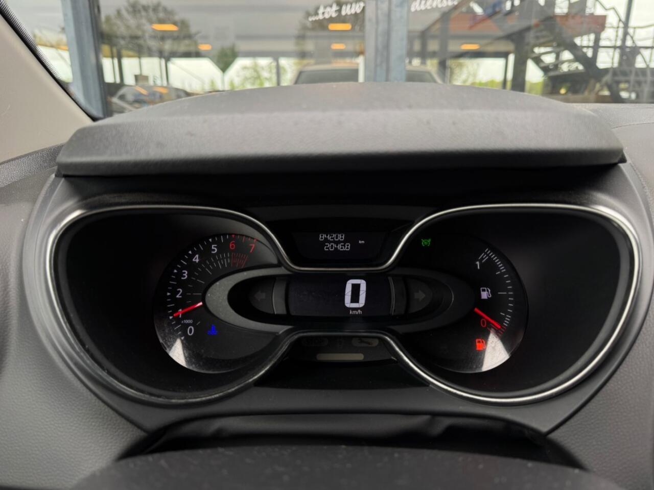 Renault CAPTUR 0.9 TCe Zen - navi - stoelverwarming - sensoren