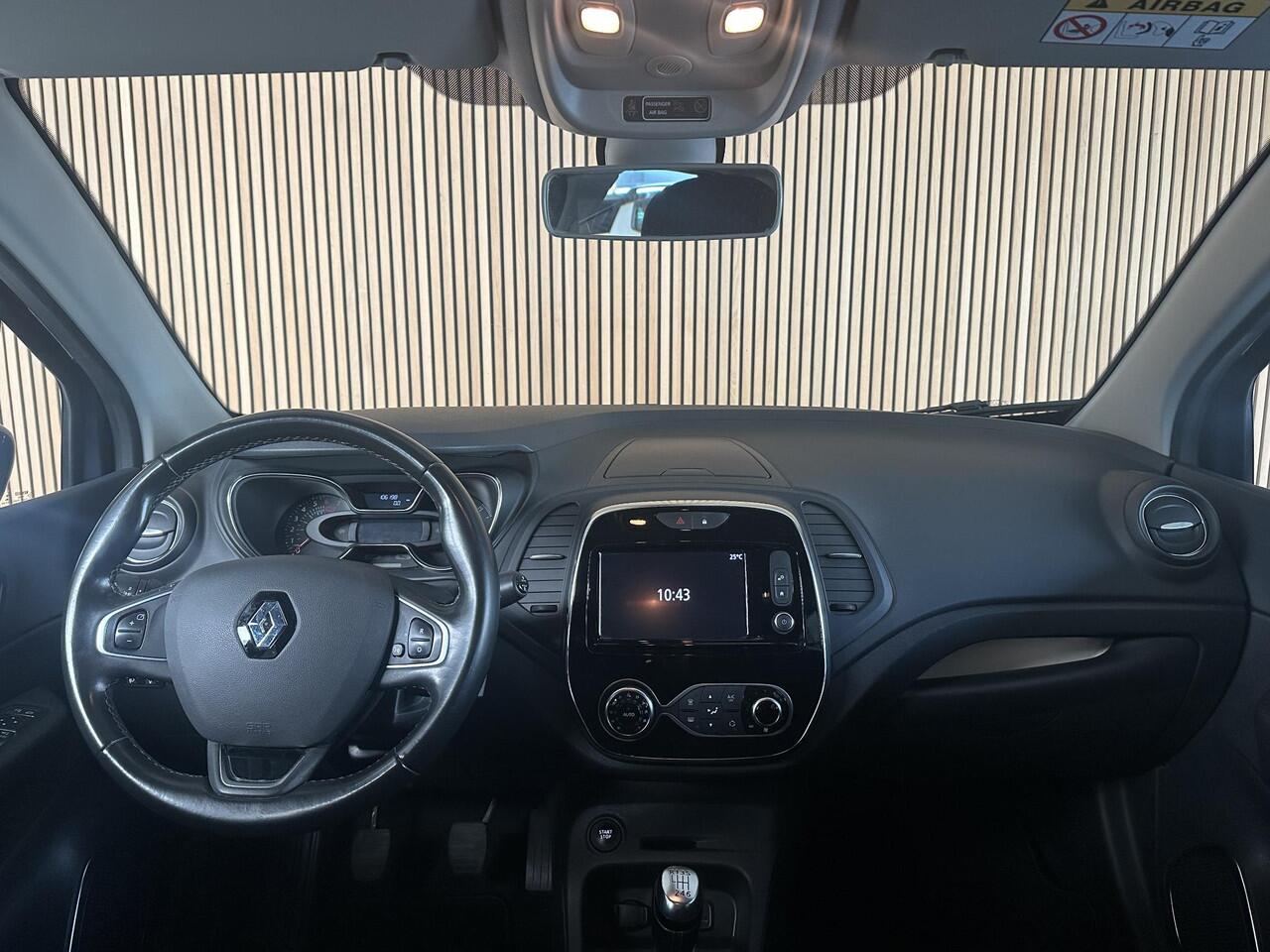 Renault CAPTUR 1.2 TCe Intens NL auto | Trekhaak | Navi | Climate controle