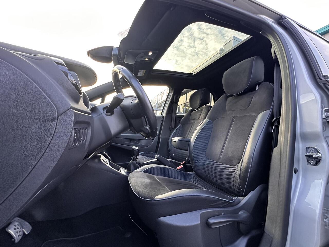 Renault CAPTUR 1.3 TCe S-Edition 130PK/PANORAMADAK/LEER/ALCANTARA/CAMERA