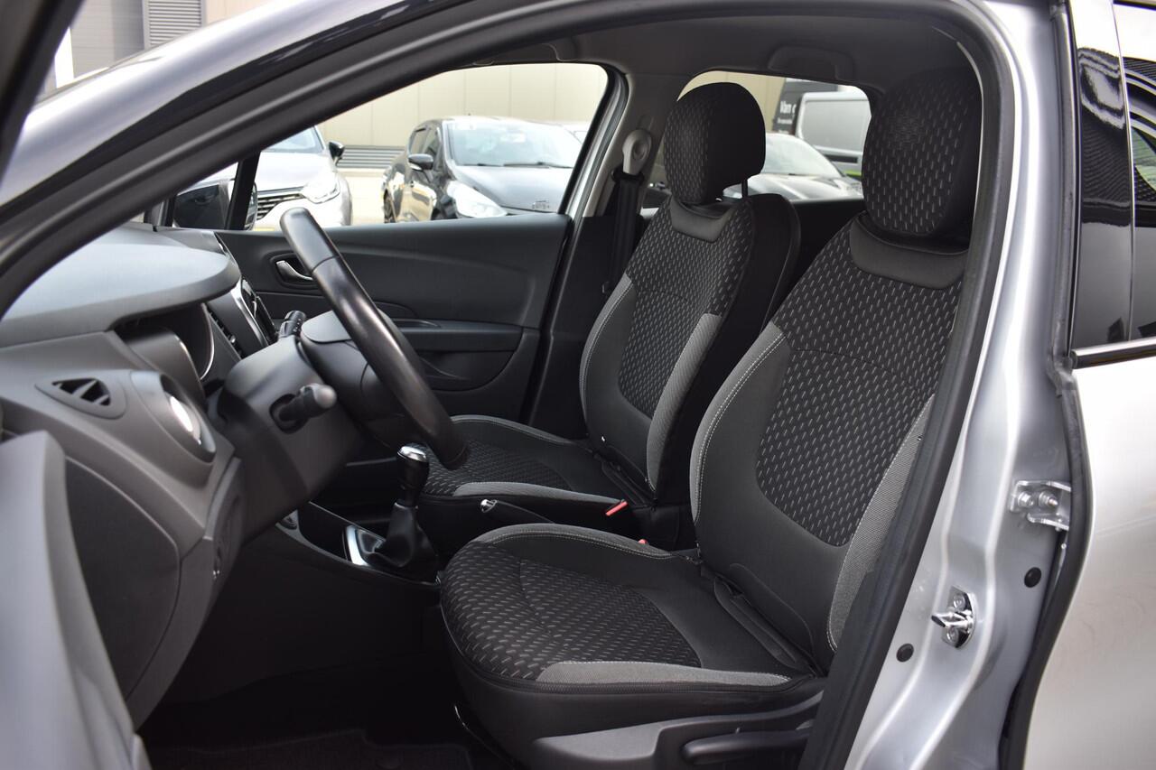 Renault CAPTUR TCe 90 Intens | TREKHAAK | CAMERA | NAVI | CRUISE CONTROL | CLIMATE CONTROL | PDC | LMV