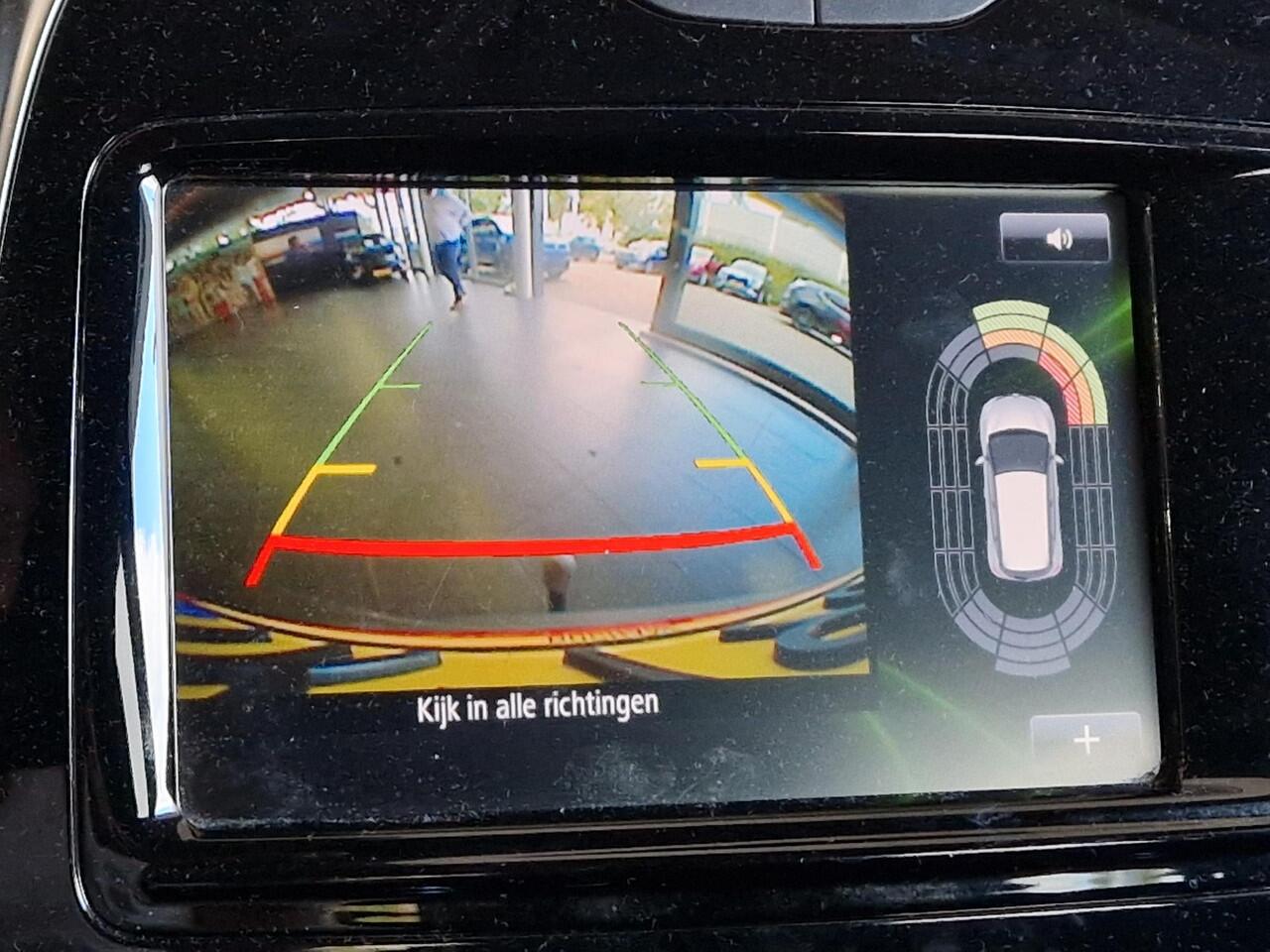 Renault CAPTUR 0.9 TCe Intens | NAVIGATIE | CAMERA | PARKEERSENSOREN VOOR & ACHTER |