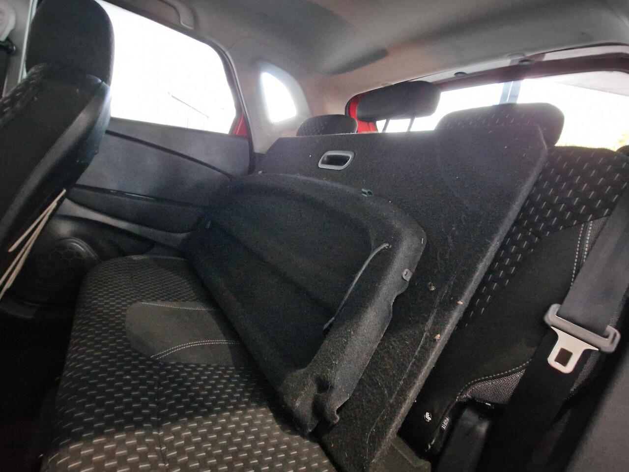 Renault CAPTUR 0.9 TCe Intens | NAVIGATIE | CAMERA | PARKEERSENSOREN VOOR & ACHTER |