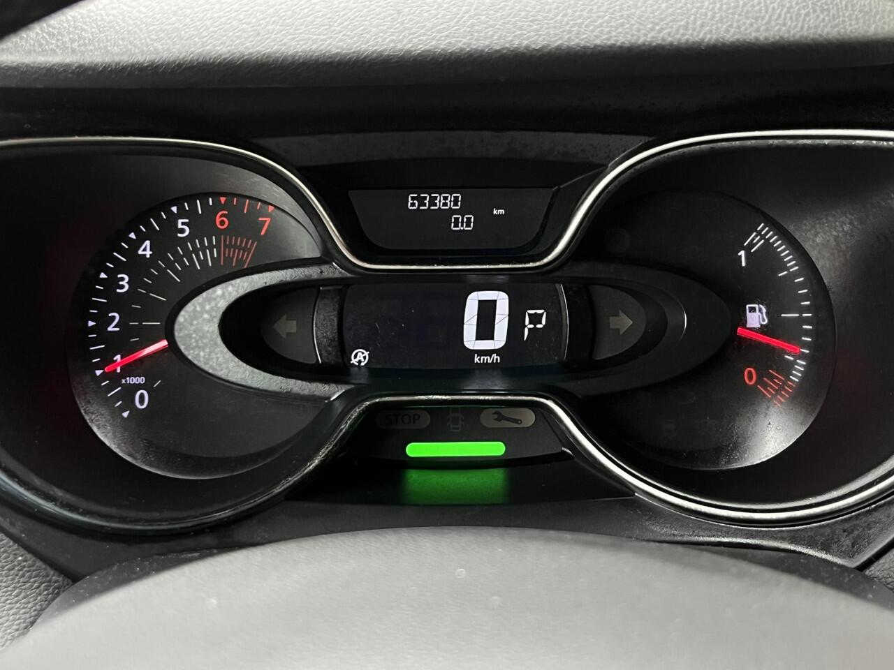 Renault CAPTUR 1.2 TCe Intens | Achteruitrijcamera | Navigatie | Afneembare trekhaak | Cruise Control |