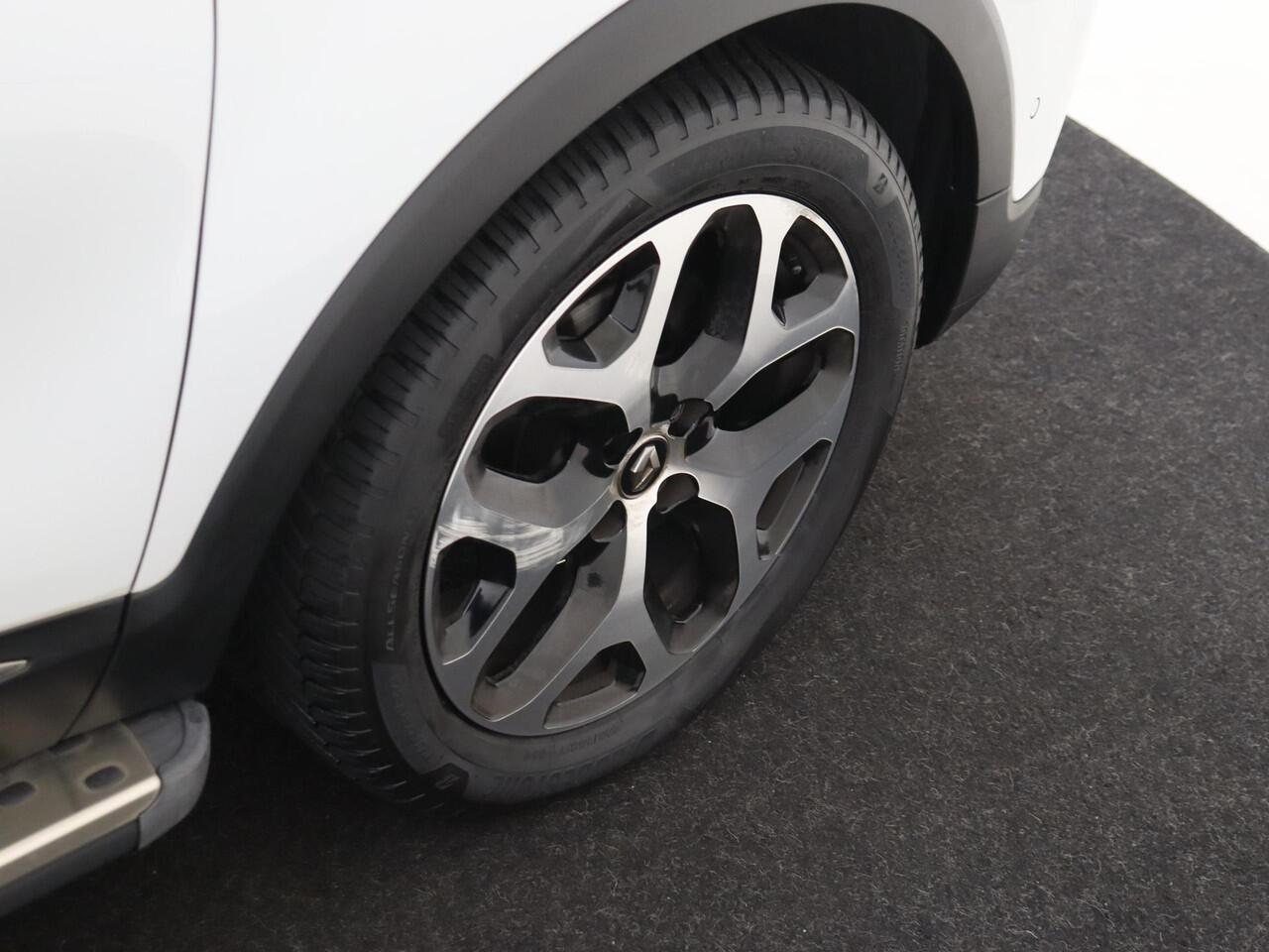 Renault CAPTUR 0.9 TCe Intens | Navigatie | Achteruitrijcamera | Parkeersensoren