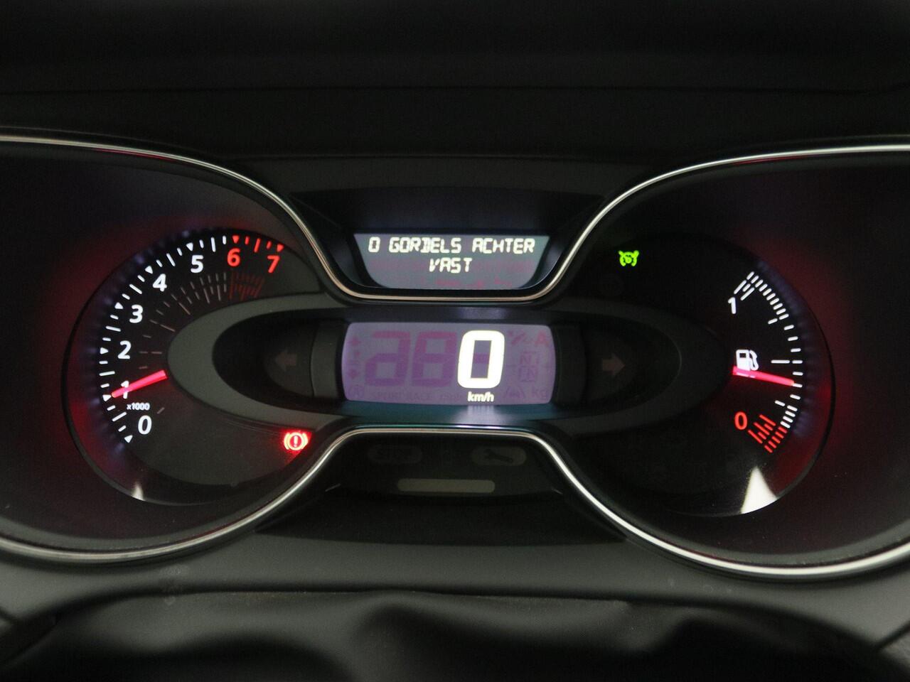 Renault CAPTUR TCe 90 Intens | Navi | Achteruitrijcamera + Parkeersensoren voor/achter | Climate Control | Trekhaak | Reservewiel | Dodehoekdetectie |