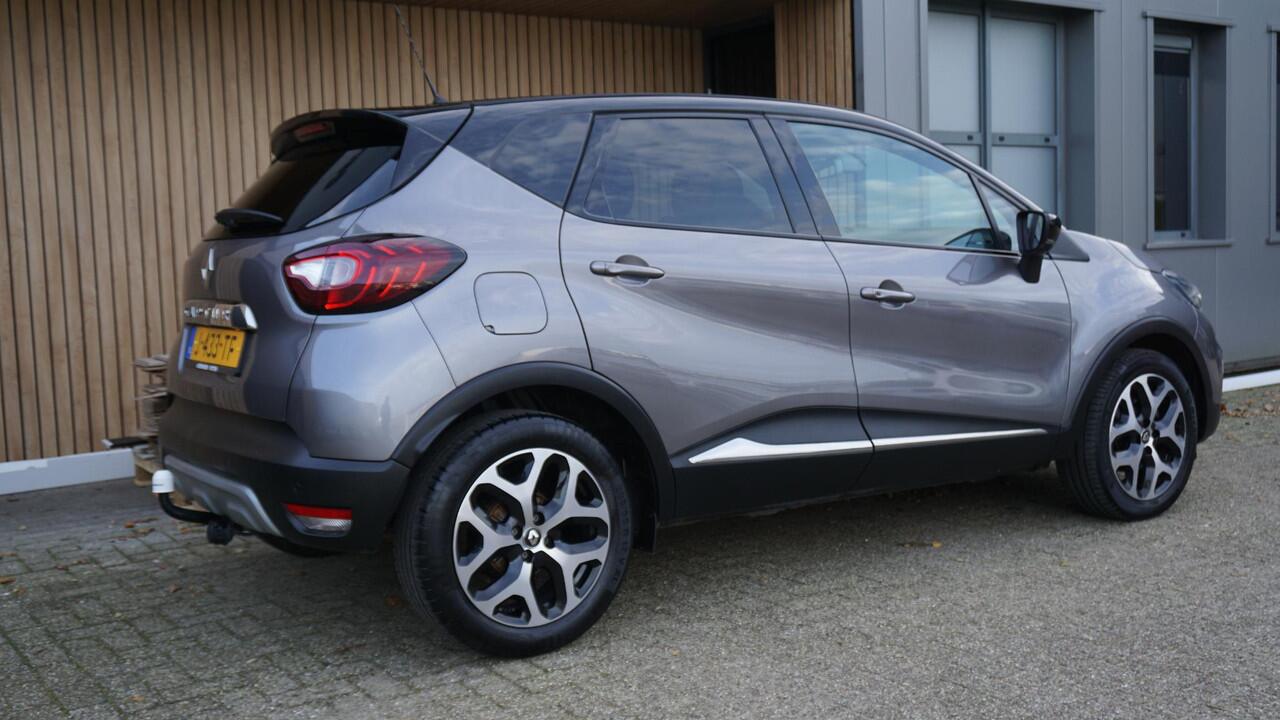 Renault CAPTUR 1.3 TCe 150PK Automaat Intens Pano.Dak Trekhaak 17inch LM Keyless LED H-Leder 91878km!