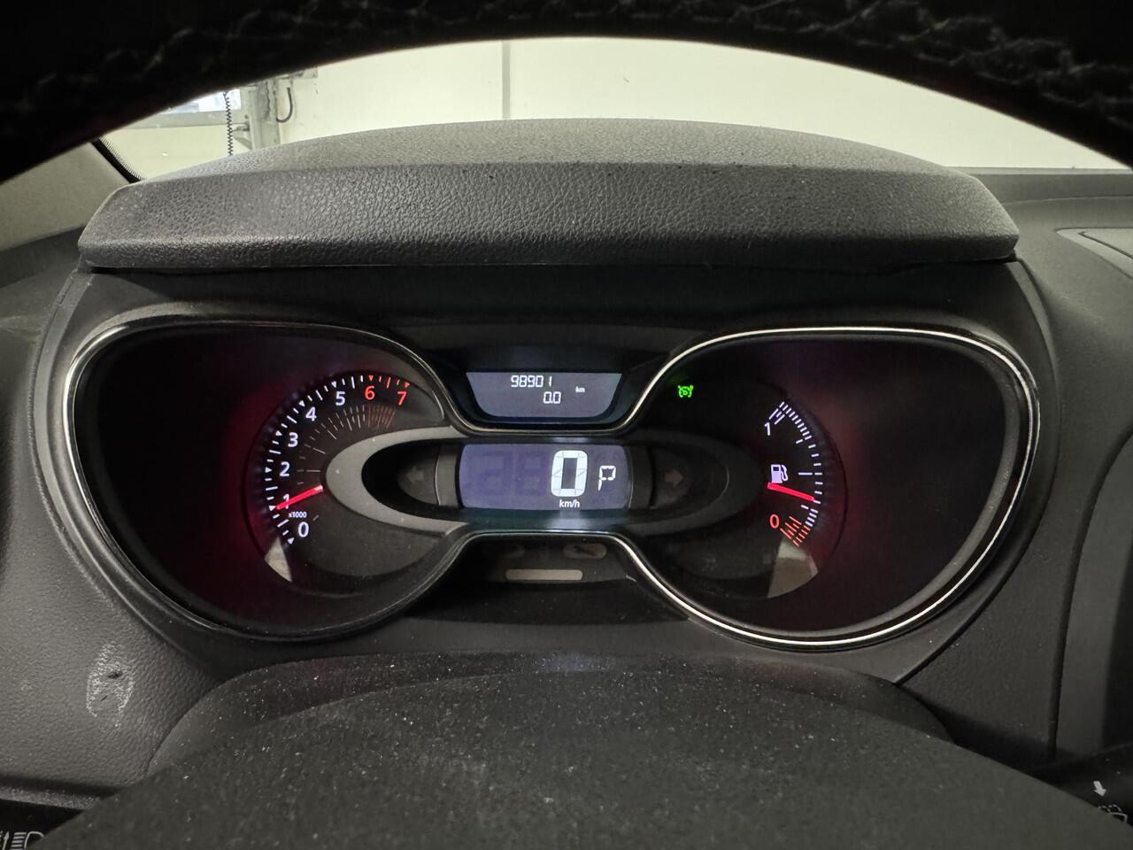 Renault CAPTUR 1.3 TCe Intens | Navigatie | Camera | Panoramadak | Cruise control |