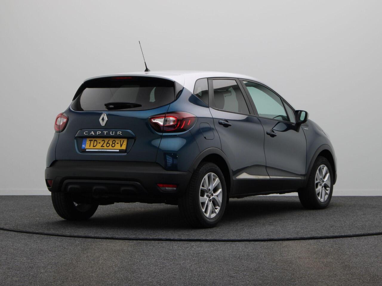 Renault CAPTUR TCe 90pk Limited | Navigatie | Lichtmetaal | Cruise Control | Parkeersensoren Achter |