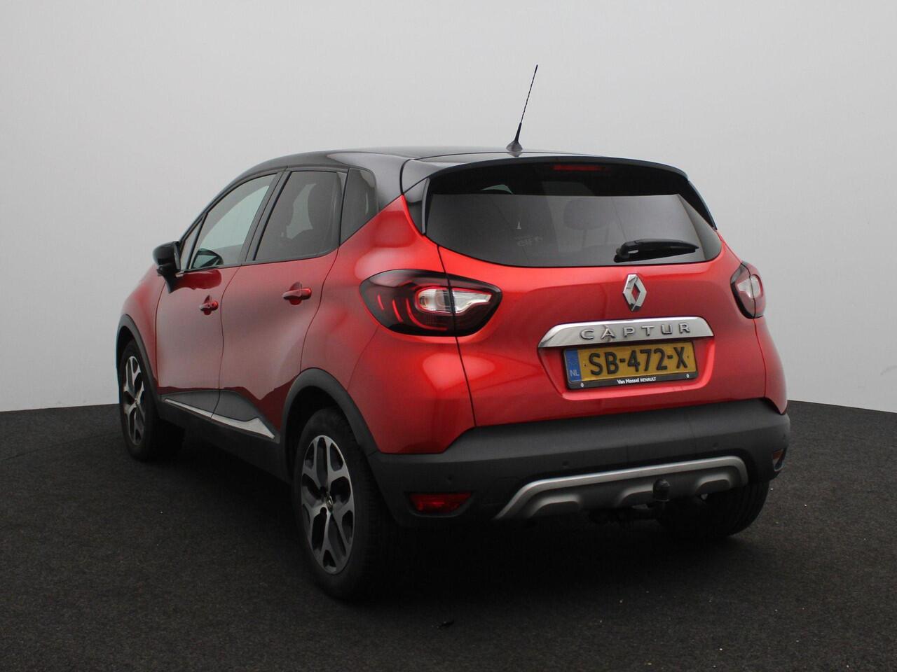 Renault CAPTUR TCe 90 Intens | R-Link navigatiesysteem | LED PURE VISION koplampen | Elektronisch geregelde airconditioning | Skidplates voor en achter in Gris | Two-tone metaalkleur | Parkeersensoren achter |