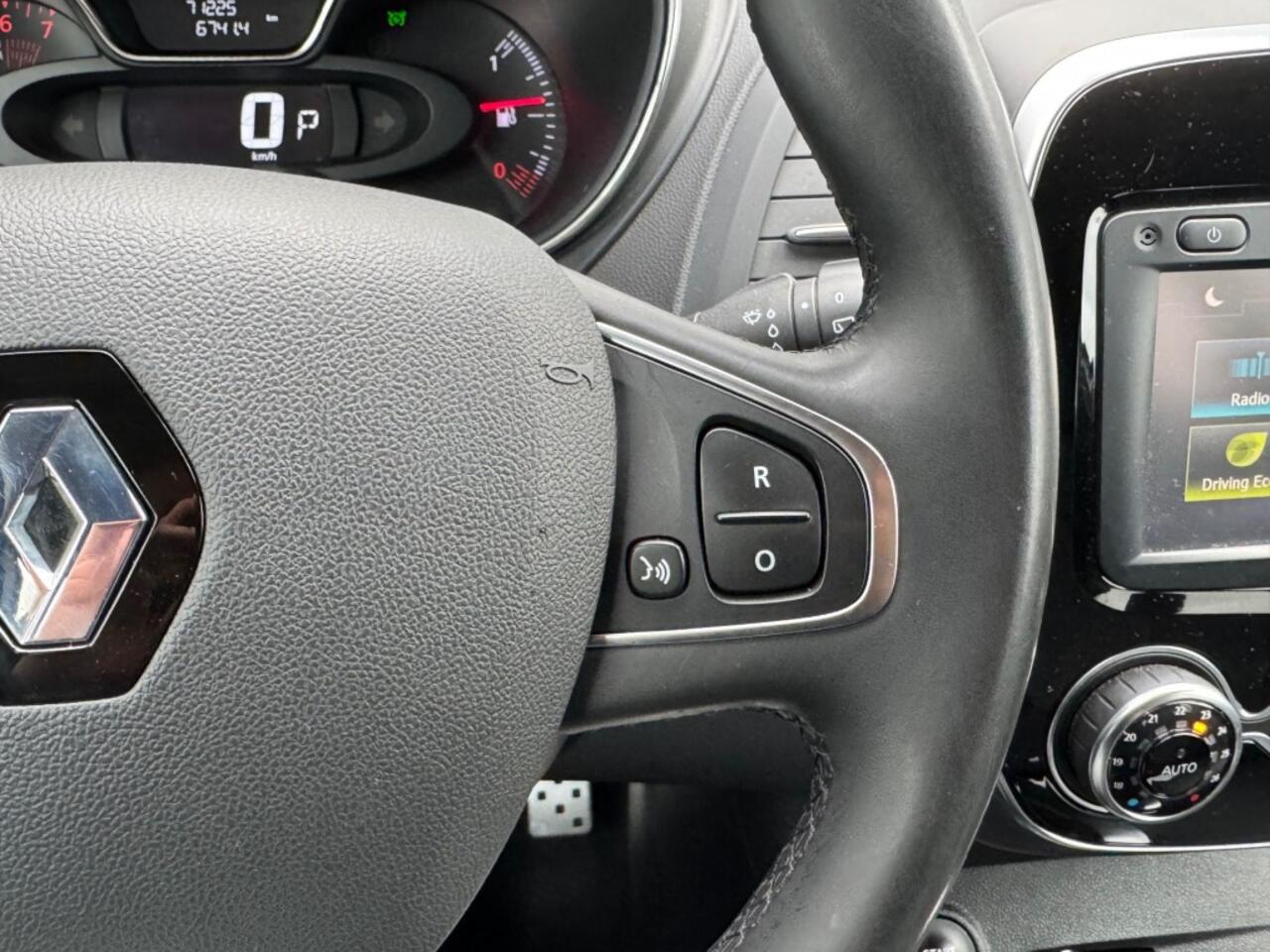 Renault CAPTUR 1.2 TCe Intens 120pk - Navi - camera