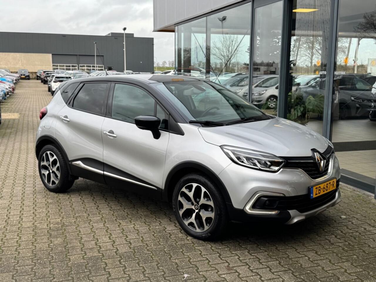 Renault CAPTUR 1.2 TCe Intens 120pk - Navi - camera