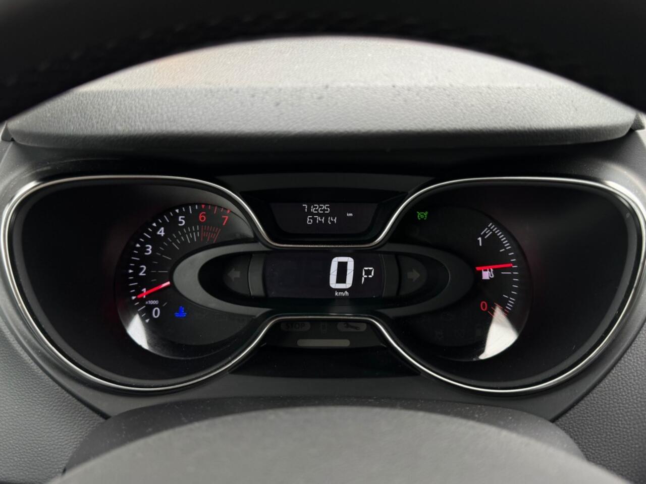 Renault CAPTUR 1.2 TCe Intens 120pk - Navi - camera