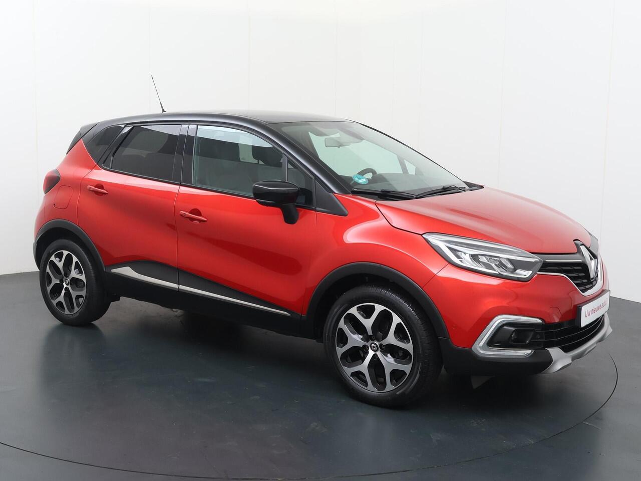 Renault CAPTUR 1.3 TCe Intens | Multifunctioneel stuurwiel | Automatische verlichting | Cruise control | Spraakbediening | Stoelverwarming | Start/Stop | Climate | Deurvergrendeling | Parkassist | Navigatie | Bluetooth | parkeersensoren | Achteruitrijcamera | Eco | Inkl