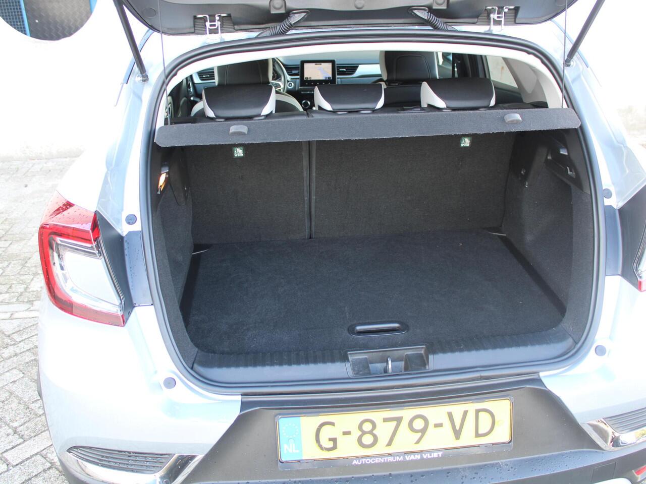 Renault CAPTUR 1.0 TCe 100 Intens | TREKHAAK | NAVIGATIE | ACHTERUITRIJCAMERA |