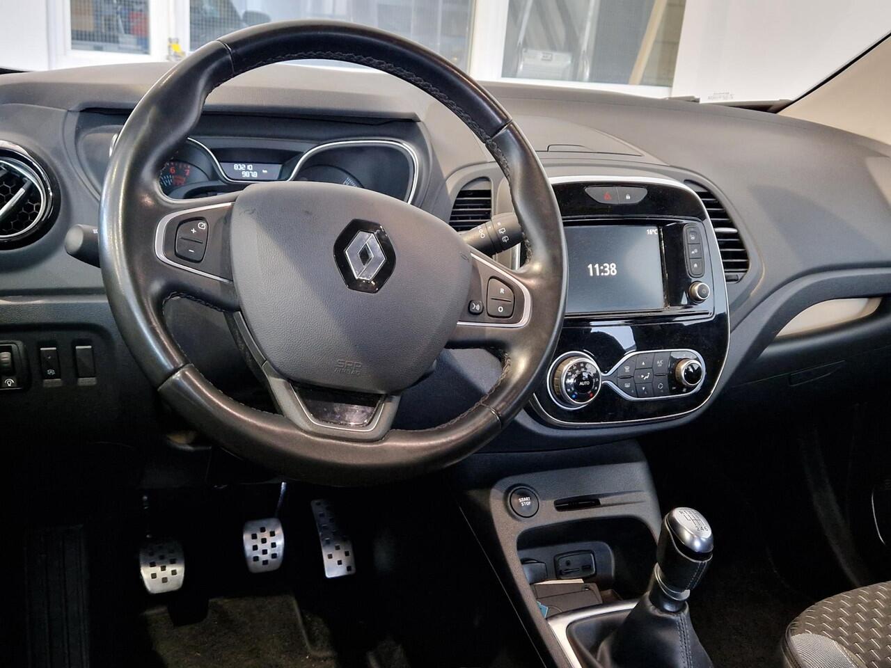 Renault CAPTUR 1.3 TCE 150 Intens NAVIGATIE | ACHTERUITRIJCAMERA | PARKEERSENSOREN VOOR & ACHTER | DODEHOEK DETECTIE |