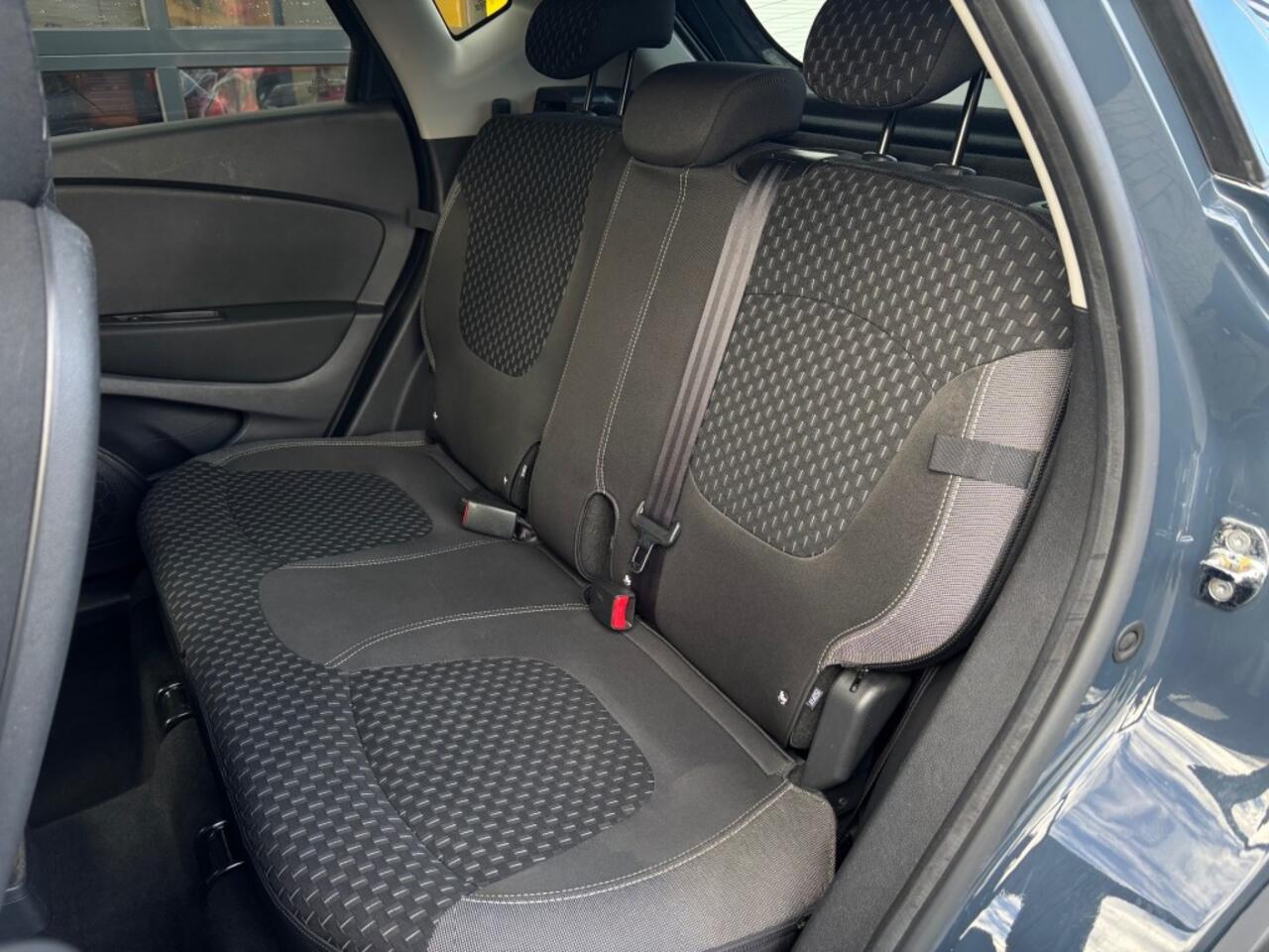 Renault CAPTUR TCe 90 Intens Camera