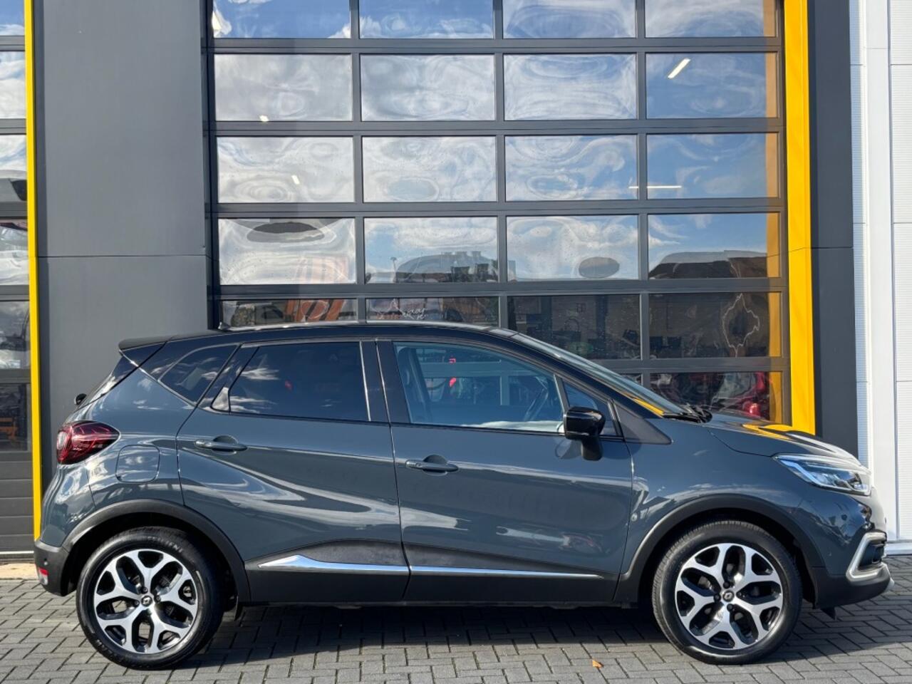 Renault CAPTUR TCe 90 Intens Camera