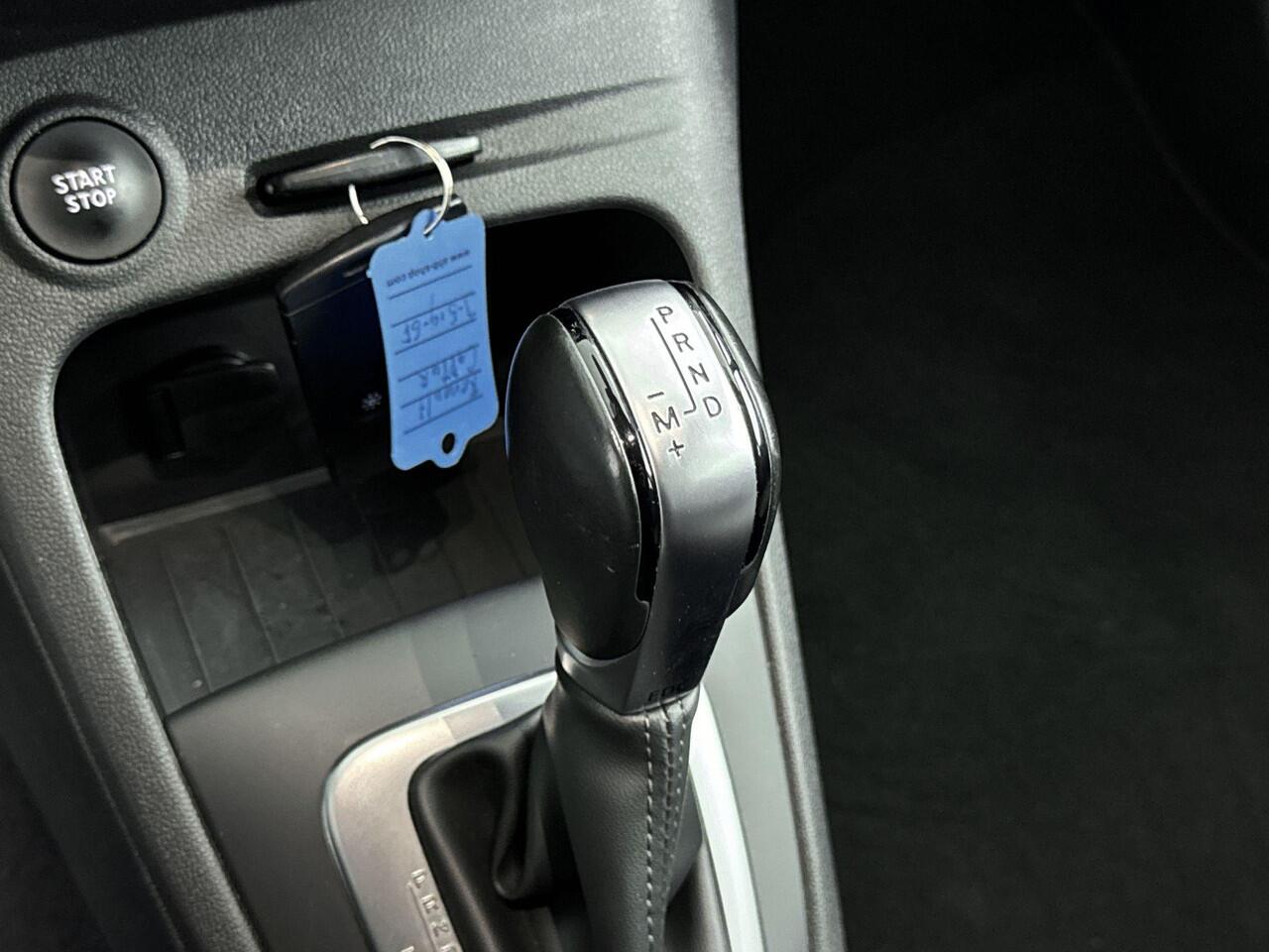 Renault CAPTUR 1.3 TCe Intens 150PK | Automaat | Achteruitrijcamera | Navigatie | Keyless | LED Koplampen | Cruise Control | Lichtmetalen velgen 17"