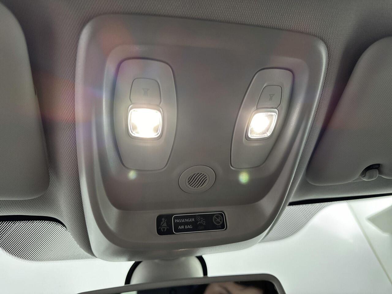 Renault CAPTUR 1.3 TCe Intens 150PK | Automaat | Achteruitrijcamera | Navigatie | Keyless | LED Koplampen | Cruise Control | Lichtmetalen velgen 17"