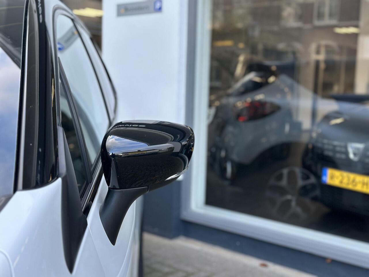 Renault CAPTUR TCe 150 EDC Intens | Airco | Panorama dak | Dealer onderhouden |