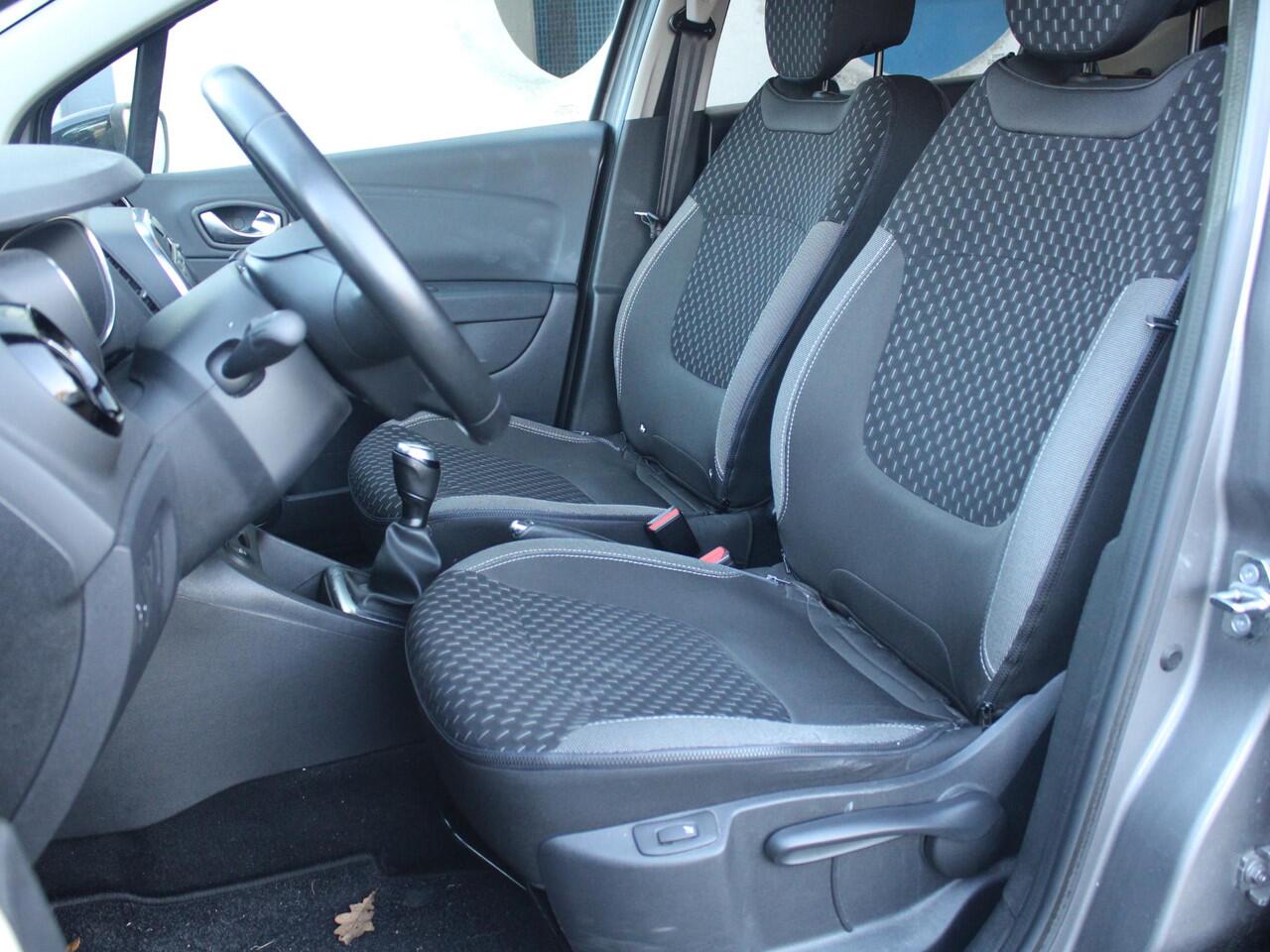 Renault CAPTUR 0.9 TCe Intens | NAVIGATIE |