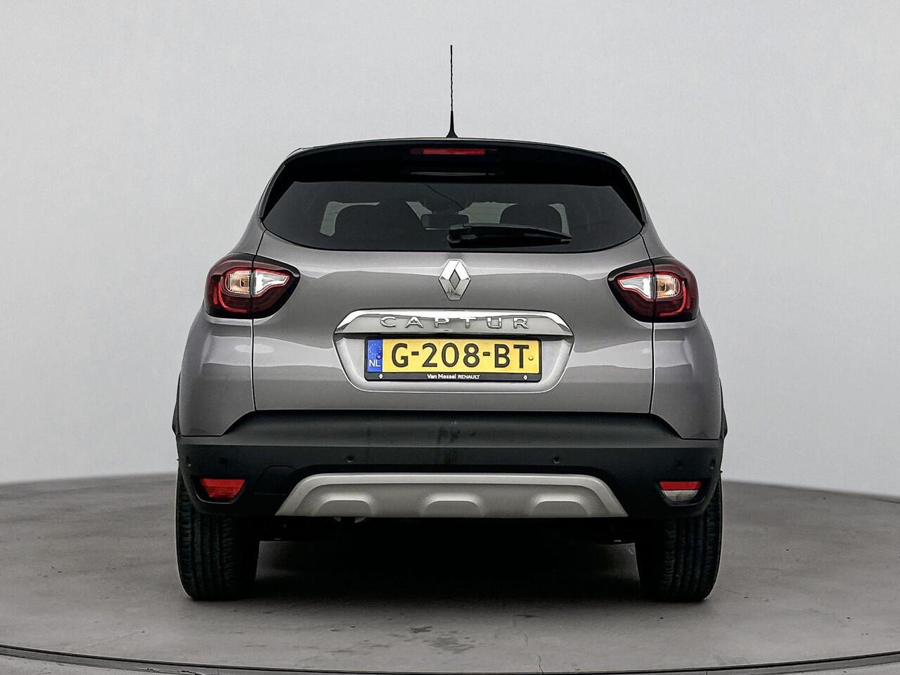 Renault CAPTUR 0.9 TCe 90Pk Intens | Navigatie | Parkeersensoren Voor & Achter | Achteruitrijcamera | Cruise Control & Snelheidsbegrenzer | Keyless Entry | Privacy Glass | Climate Control | Licht & Regensensor |