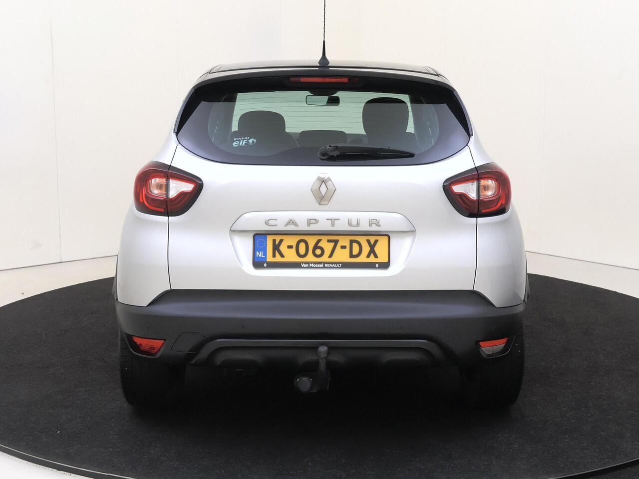 Renault CAPTUR 1.3 TCe Intens | Automaat | Parkeersensoren | Navigatie