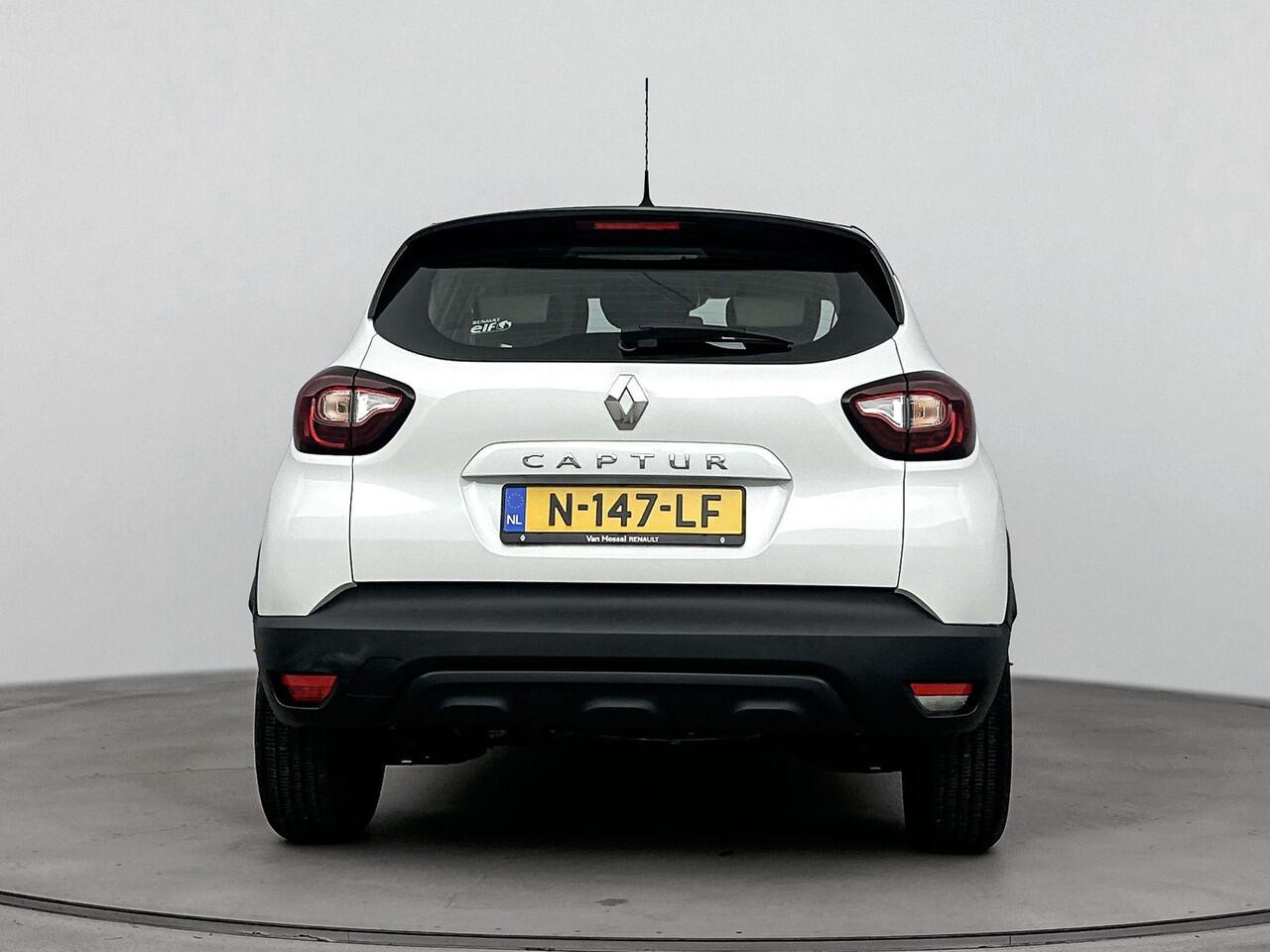 Renault CAPTUR 0.9 TCe Life 90PK | Navigatie | Cruise Control | Lichtmetalen Velgen | Airco
