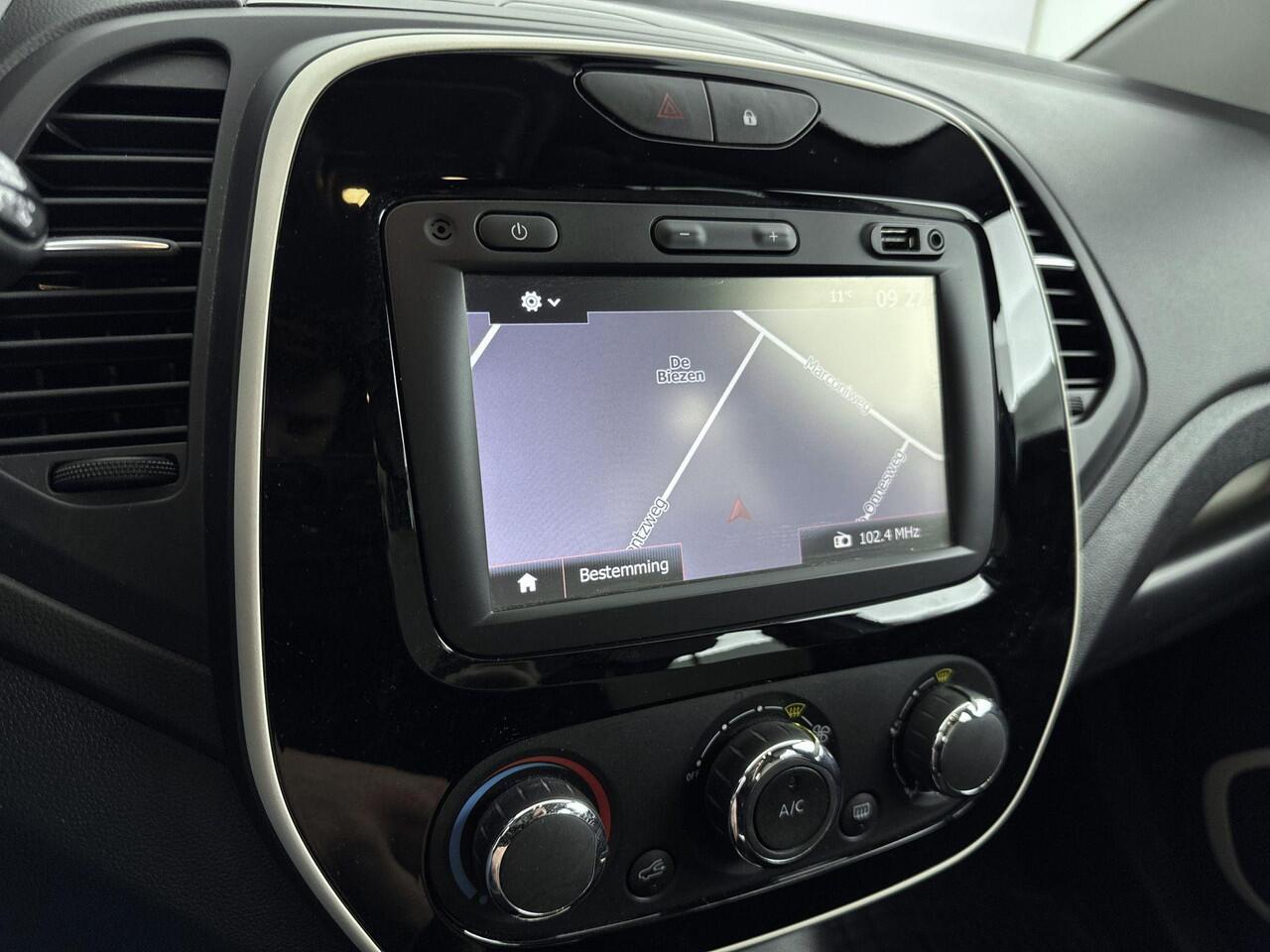 Renault CAPTUR 0.9 TCe Life 90PK | Navigatie | Cruise Control | Lichtmetalen Velgen | Airco