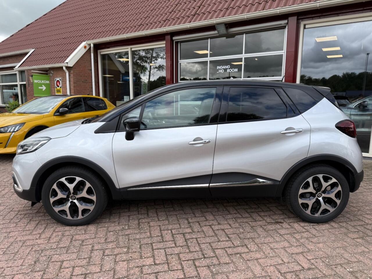 Renault CAPTUR 0.9 TCE INTENS AIRCO/NAVIGATIE/ECC/PDC/HOGE ZITen HOGE INSTAP
