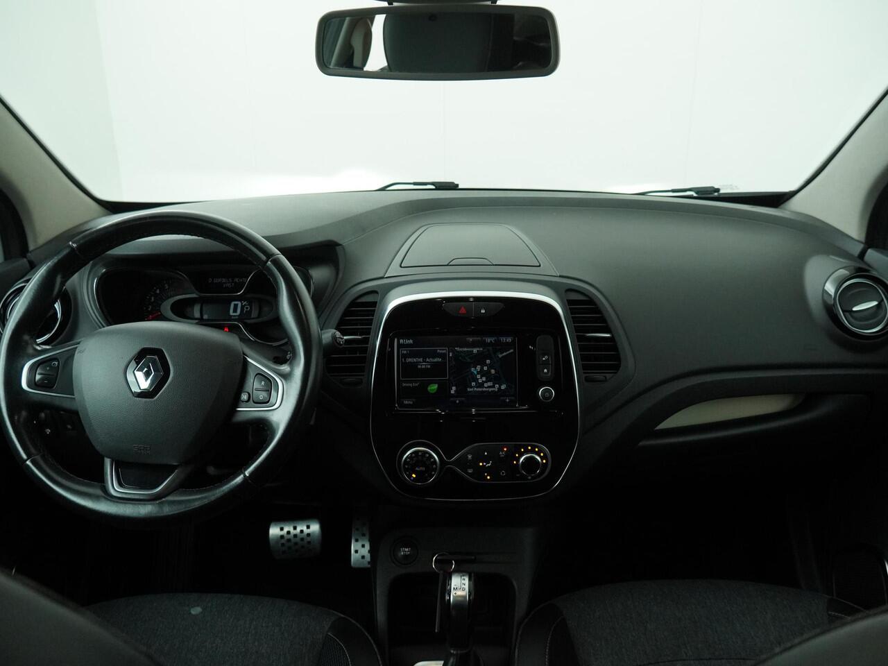 Renault CAPTUR 1.3 TCe Intens - Automaat - Navigatie - Climate Controle - Keyless Entry & Start