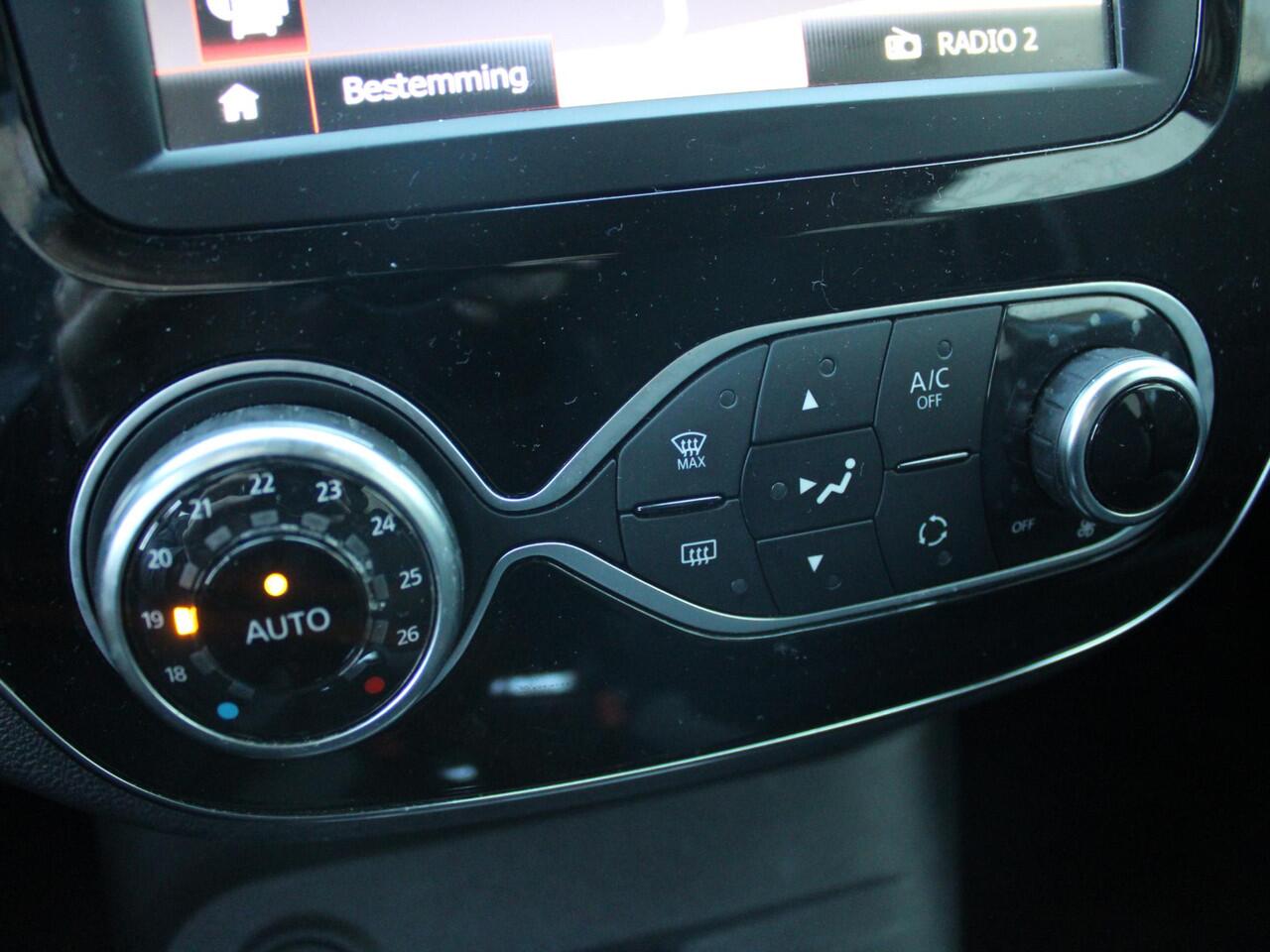 Renault CAPTUR 0.9 TCe Intens | NAVIGATIE |