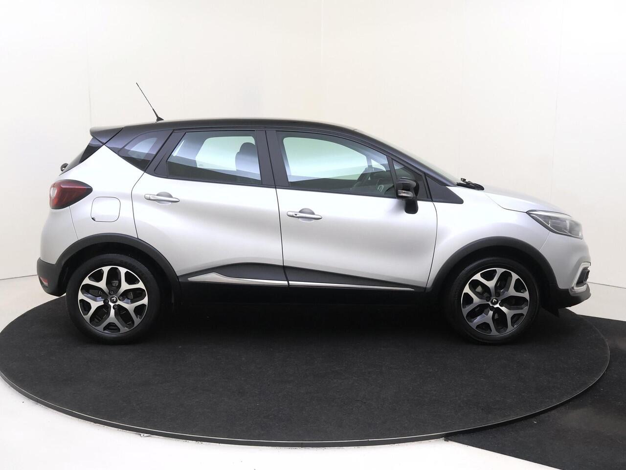 Renault CAPTUR 1.3 TCe Intens | Parkeersensoren | Navigatie