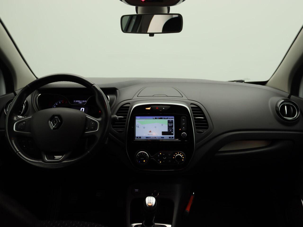 Renault CAPTUR TCe 90 Intens | R-Link navigatie | Easy Life Pack met parkeersensoren rondom, achteruitrijcamera en automatisch inparkeren | Climate Control | Two-tone metaalkleur |