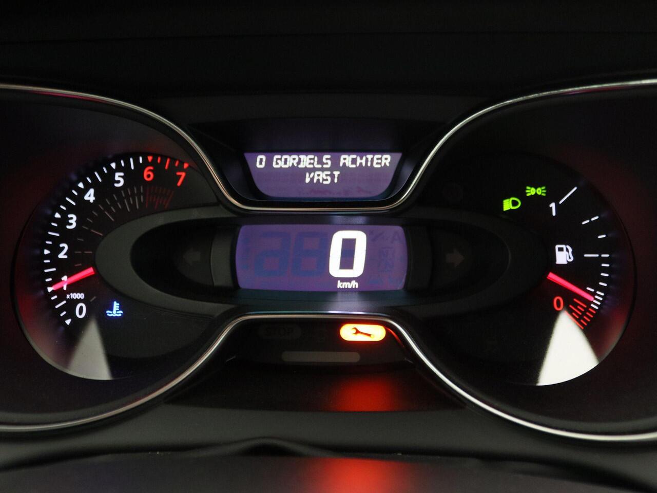 Renault CAPTUR TCe 90 Intens | R-Link navigatie | Easy Life Pack met parkeersensoren rondom, achteruitrijcamera en automatisch inparkeren | Climate Control | Two-tone metaalkleur |