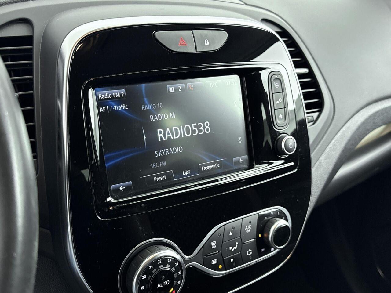 Renault CAPTUR 1.3 TCe Intens 150PK | Automaat | Navigatie | Climate Control | Cruise Control