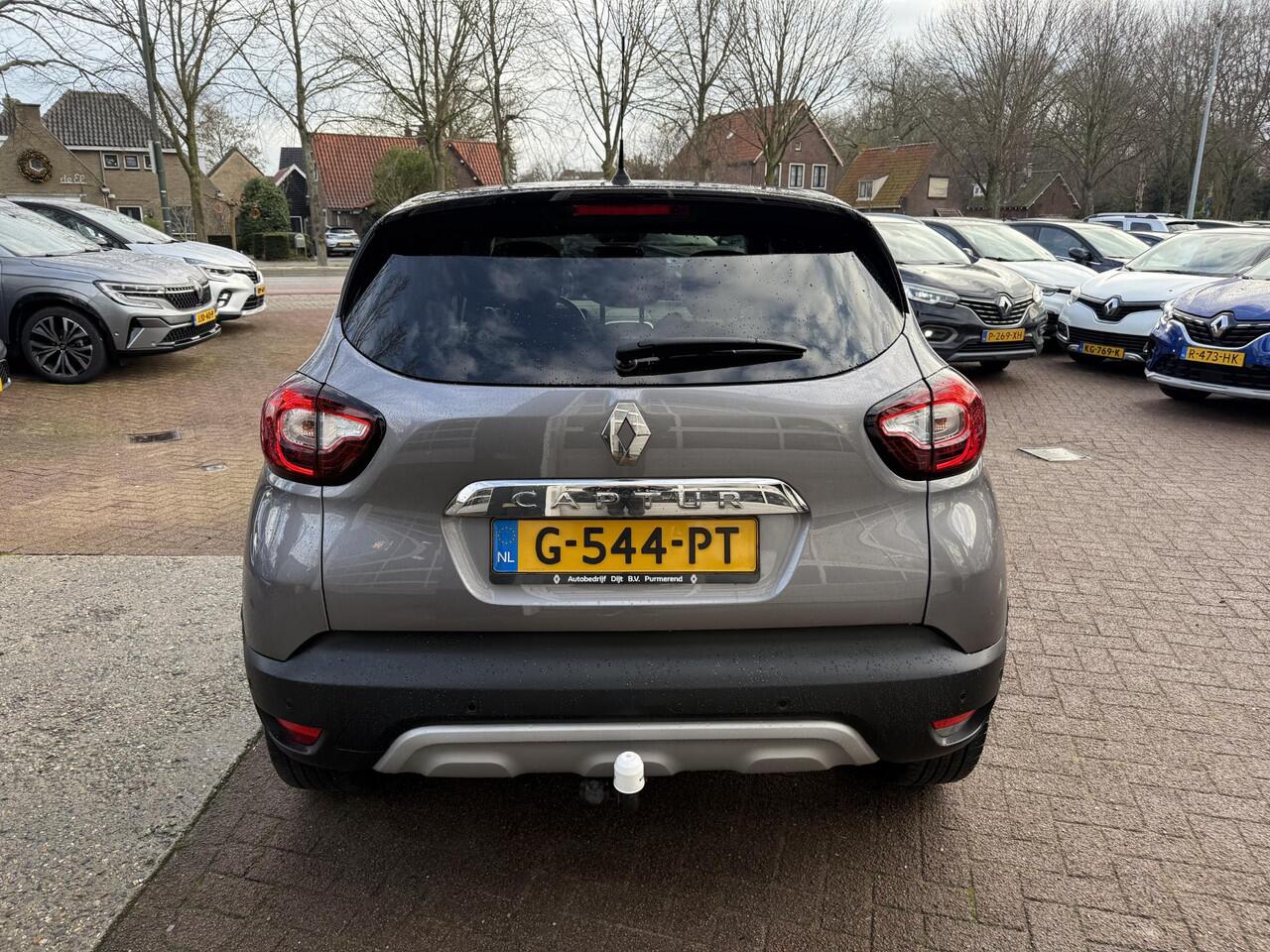Renault CAPTUR 1.3 TCe 150pk EDC Intens+Trekhaak!