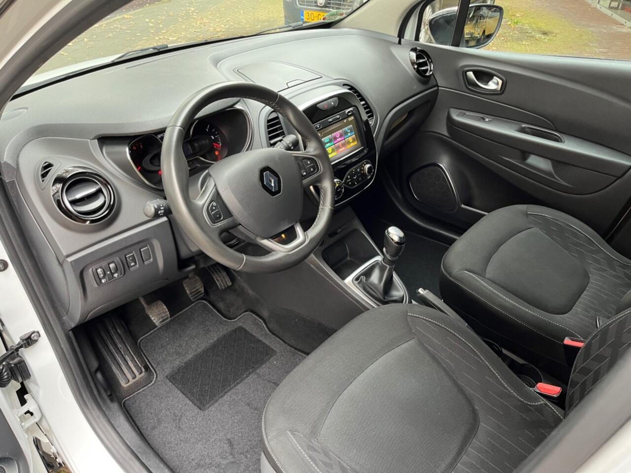 Renault CAPTUR 1.3 TCE INTENS Limited.