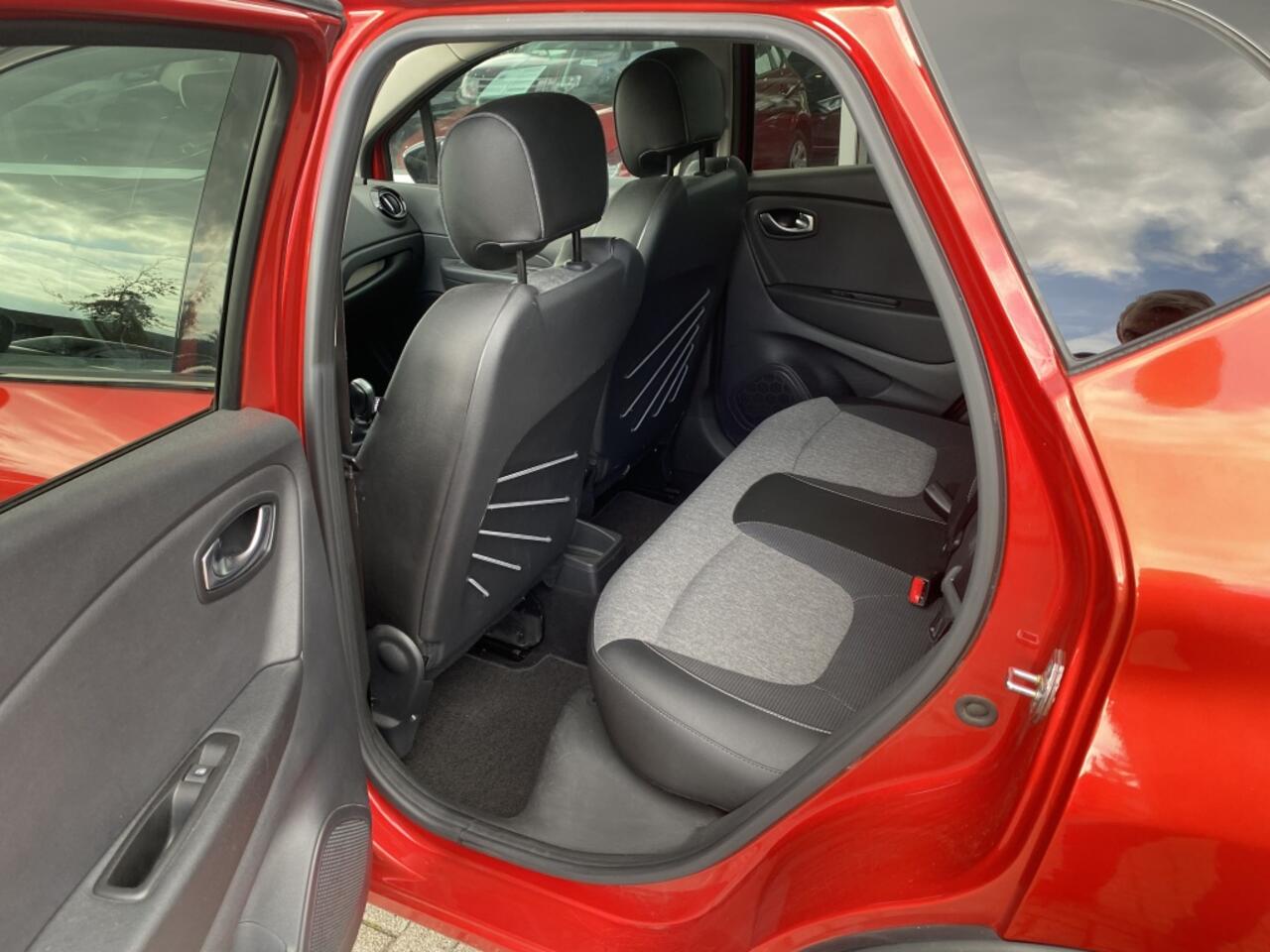Renault CAPTUR 1.3 TCe Intens | Automaat |