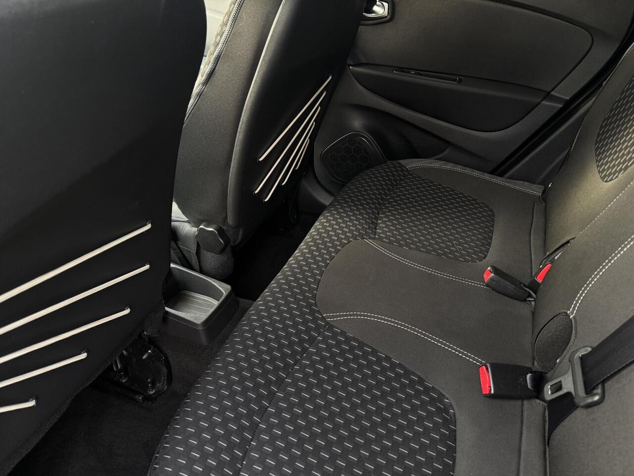 Renault CAPTUR TCe 150 EDC Intens | NL Auto | Automaat |