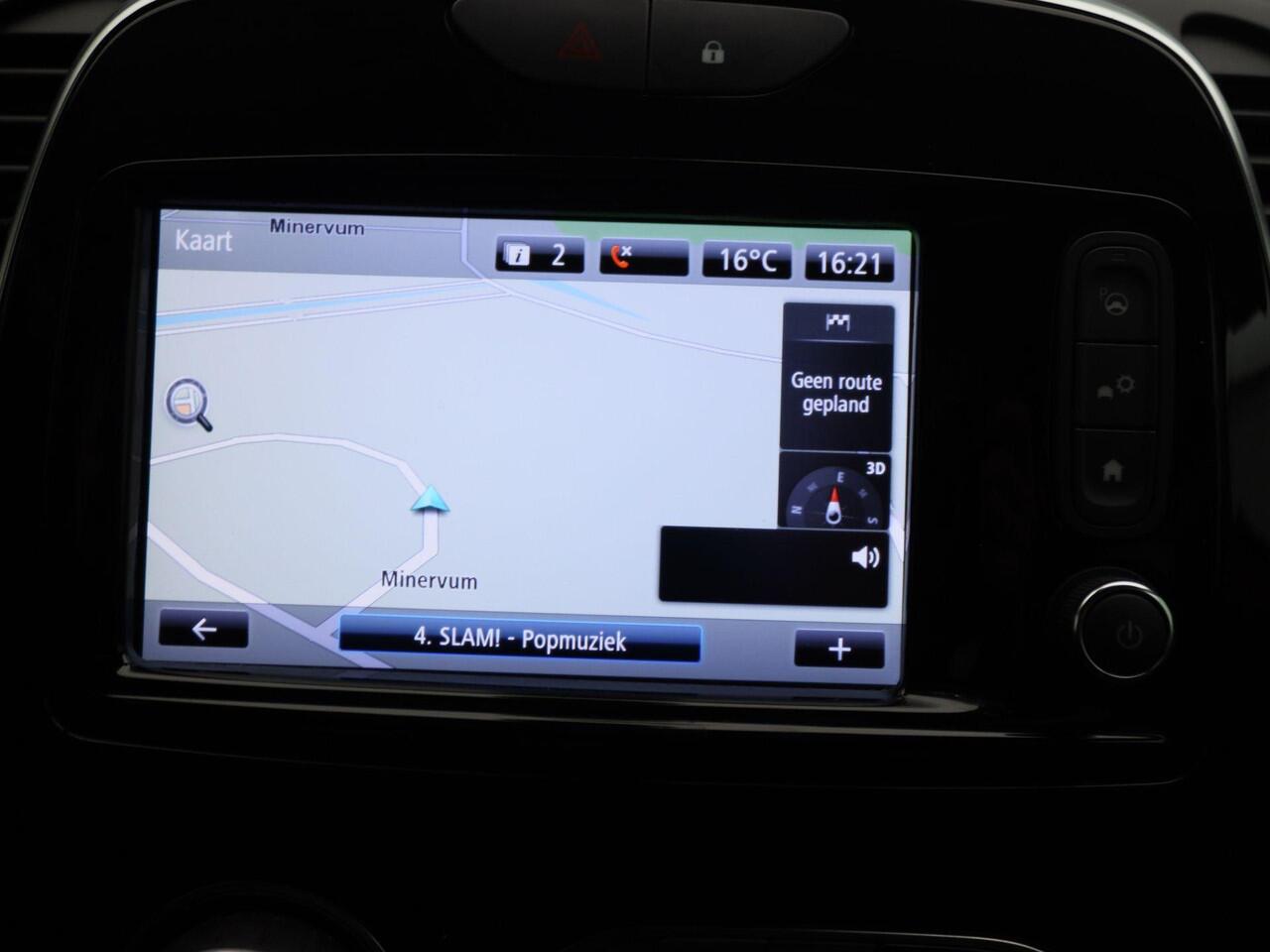 Renault CAPTUR TCe 130 Intens | Trekhaak | R-link navigatie | Two-tone metaalkleur | Climate Control | Parkeersensoren rondom met achteruitrijcamera | Lichtmetalen velgen |