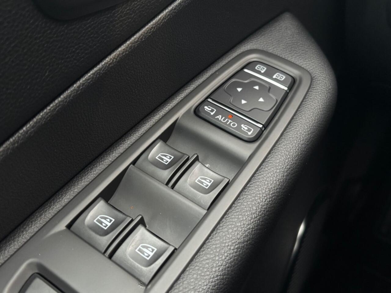 Renault CAPTUR TCe 90 Intens Camera Trekhaak