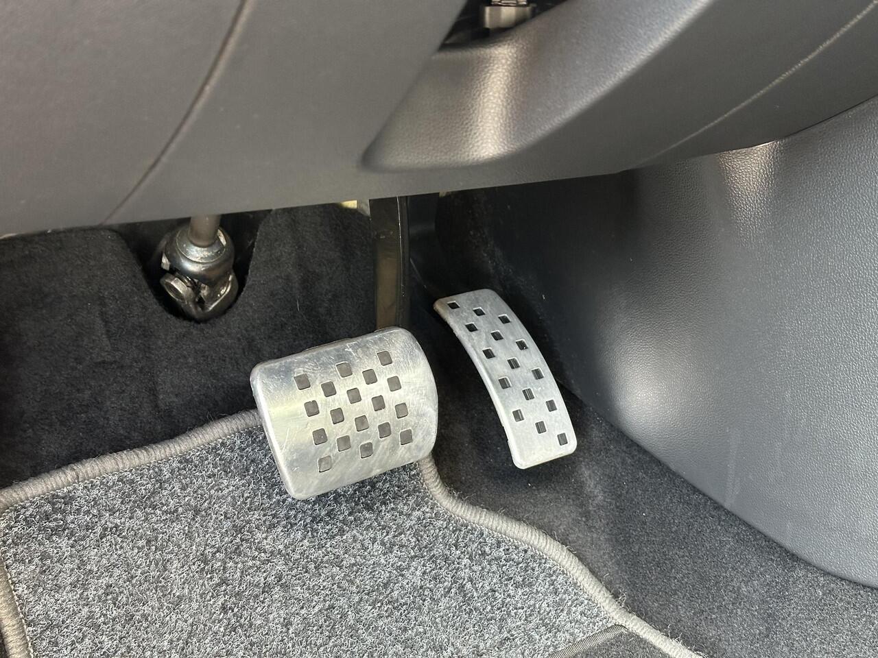 Renault CAPTUR TCe 130 EDC Version S l AUTOMAAT l Panoramadak!!