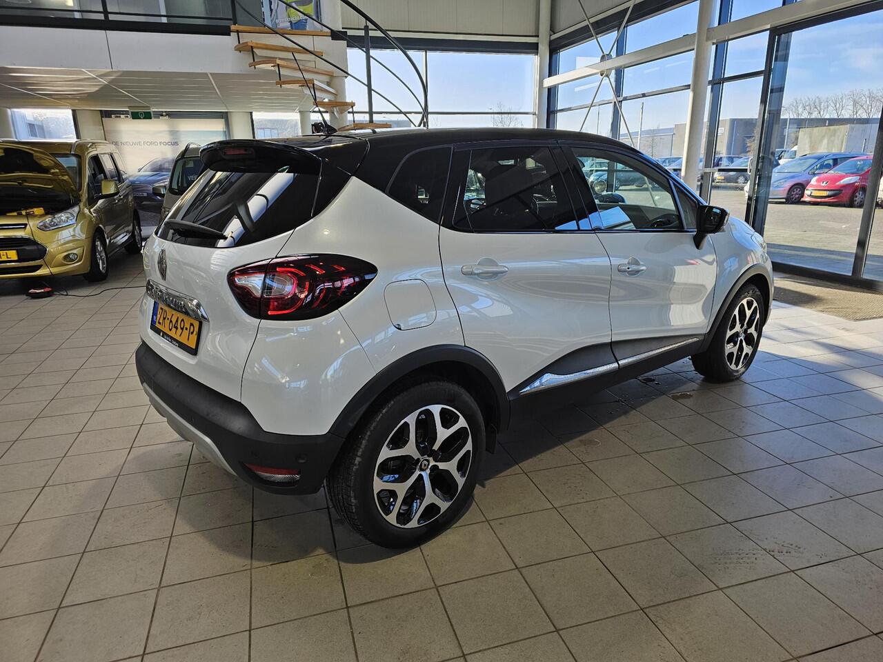 Renault CAPTUR 1.3 TCe Intens Automaat Automaat