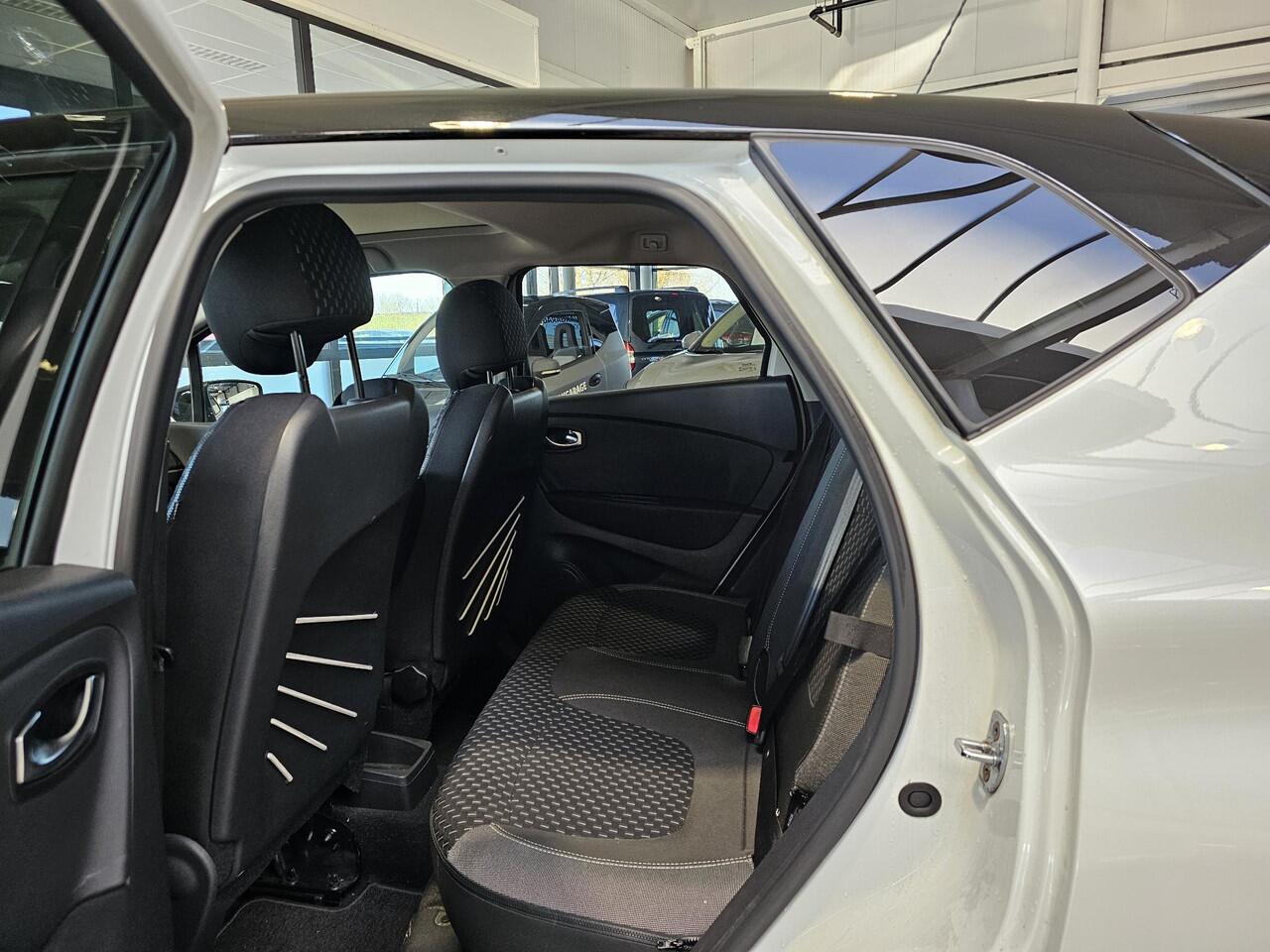 Renault CAPTUR 1.3 TCe Intens Automaat Automaat